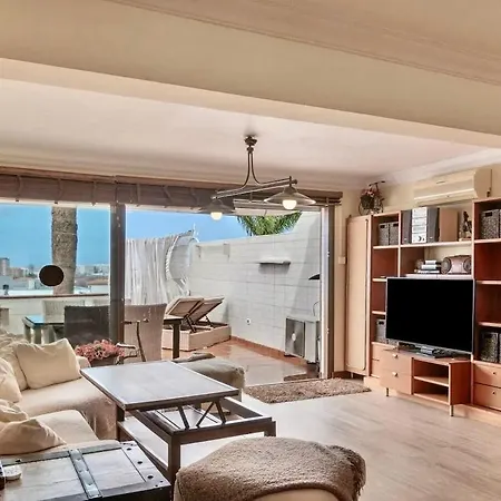 Confortable With Views